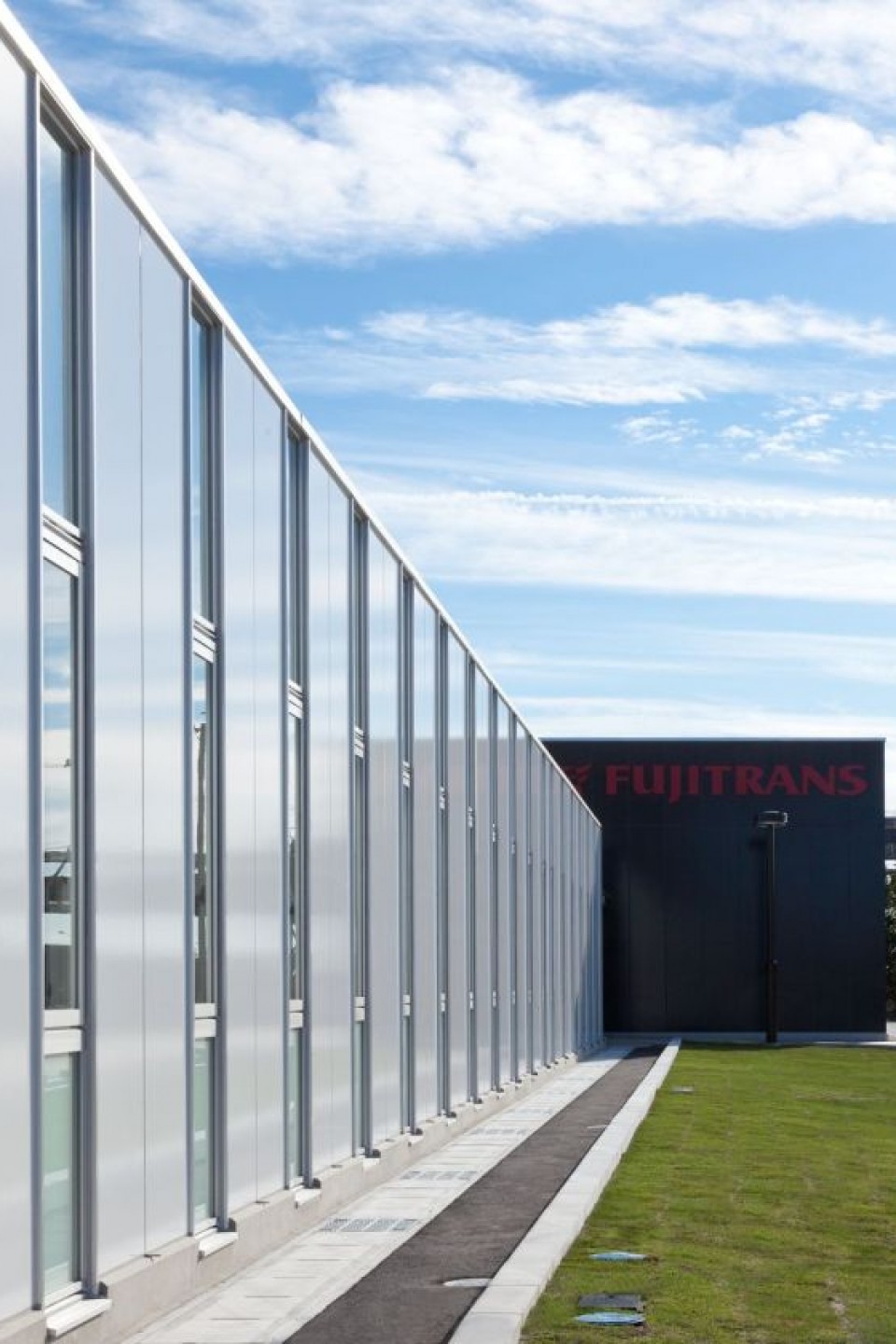 フジトランスライナー寄場兼鹿児島船舶作業所 中日設計 フジトランスライナー寄場兼鹿児島船舶作業所 中日設計