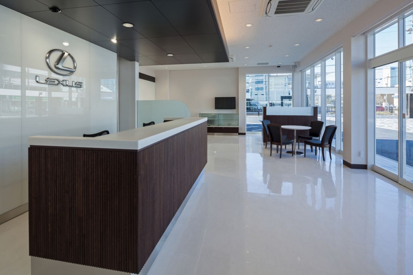 愛知トヨタ自動車株式会社 レクサスCPO昭和