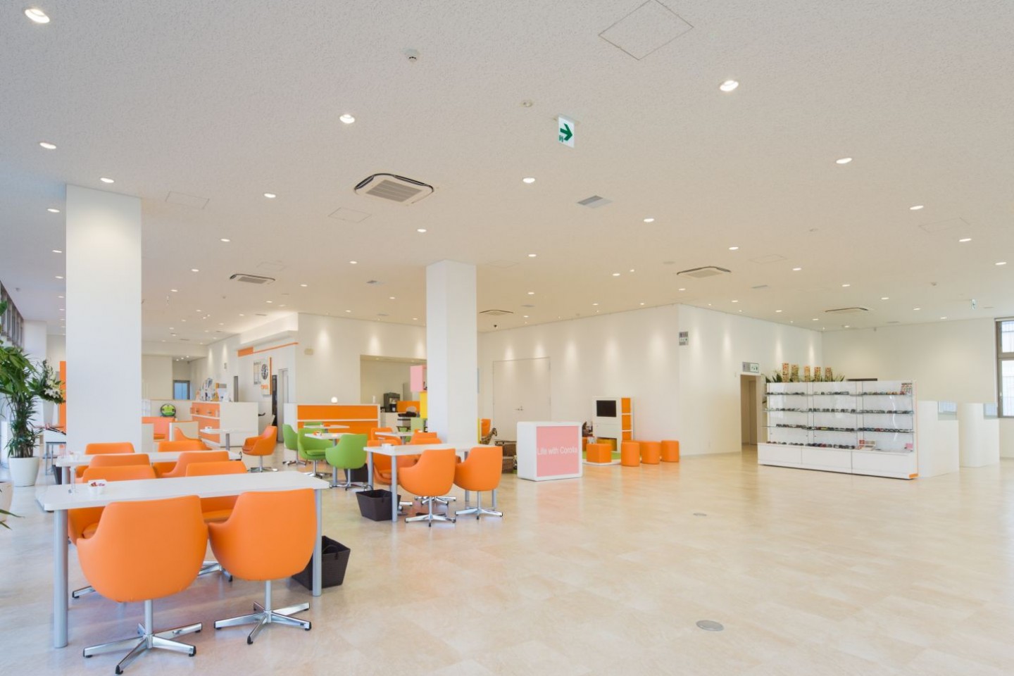 トヨタ東京カローラ株式会社 江東店