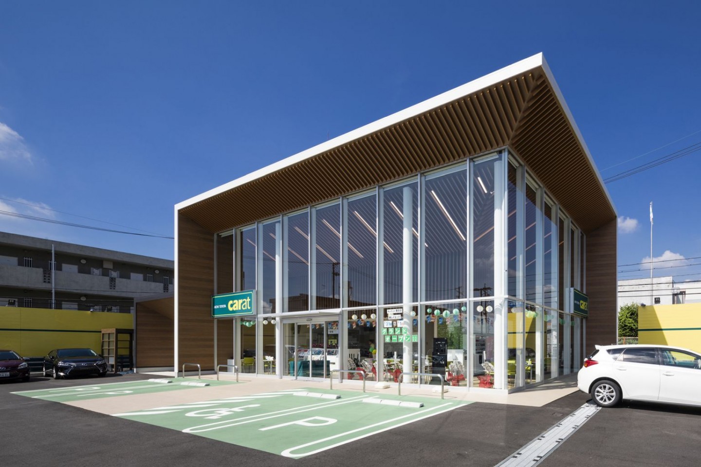 愛知トヨタ自動車株式会社 Carat豊田店 中日設計