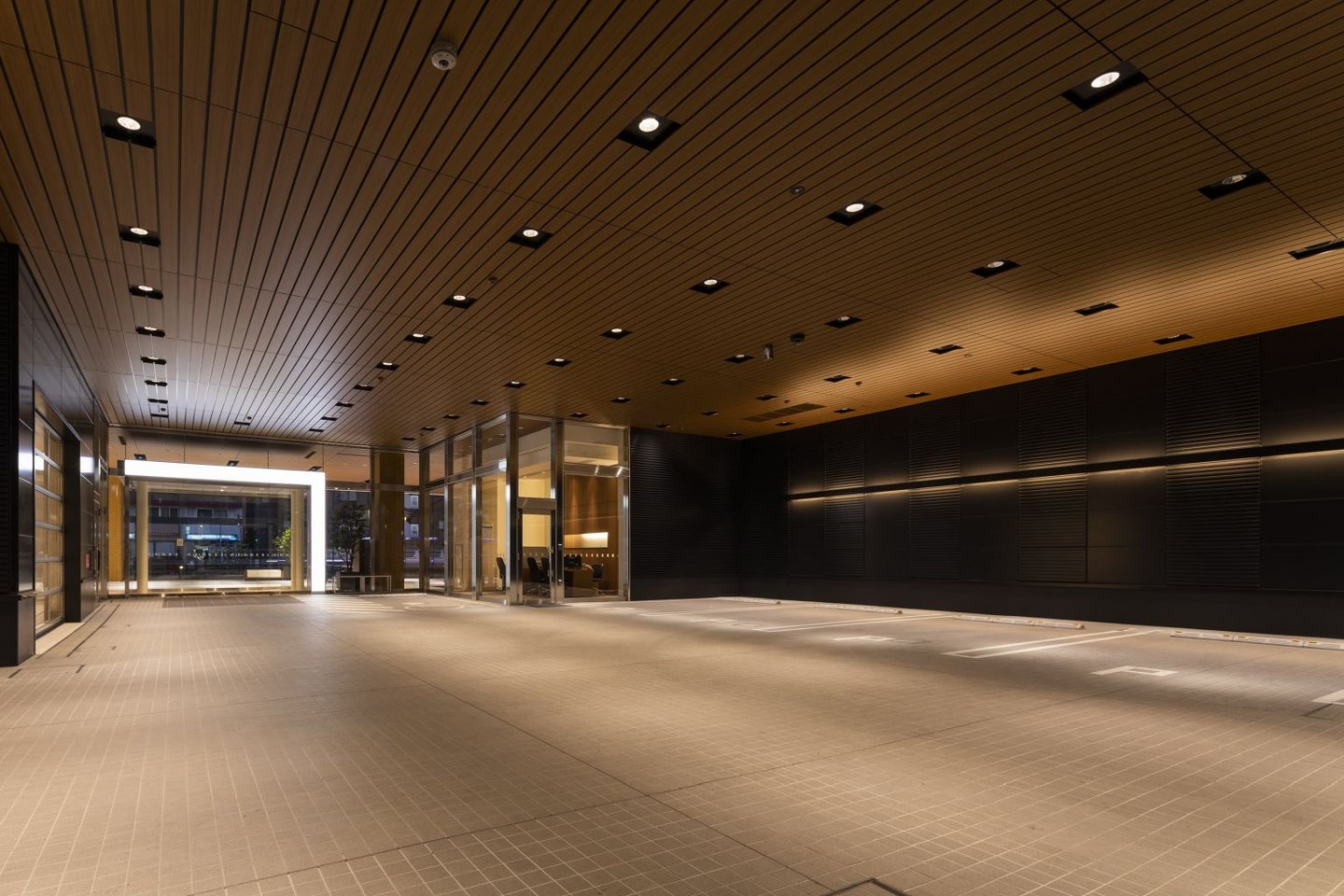 トヨタモビリティ東京株式会社 レクサス 池上