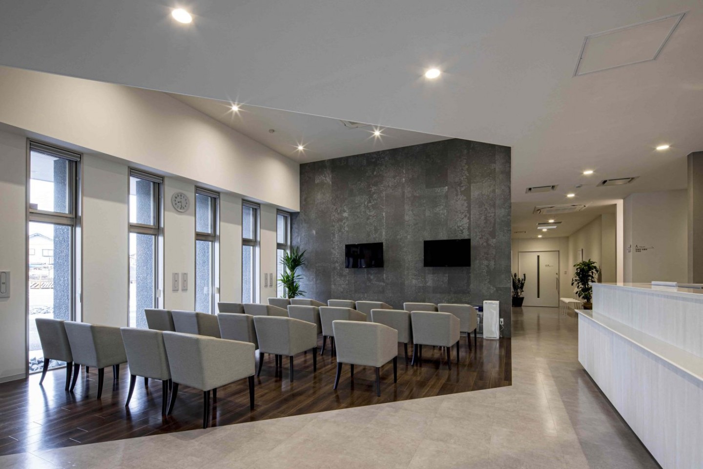 中京スパインクリニック