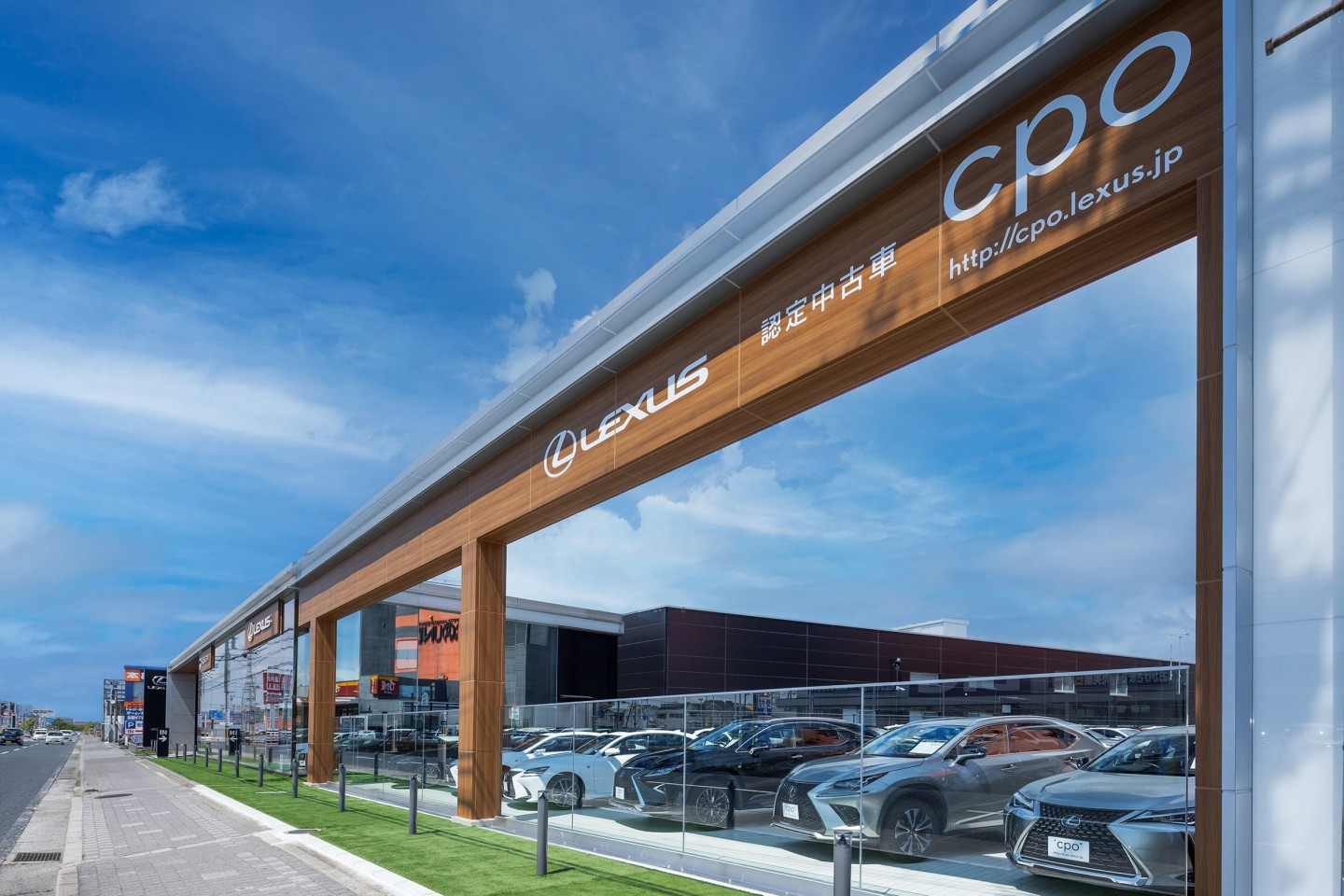 和歌山トヨタ自動車株式会社 レクサス紀三井寺整備工場増築・CPO整備工事