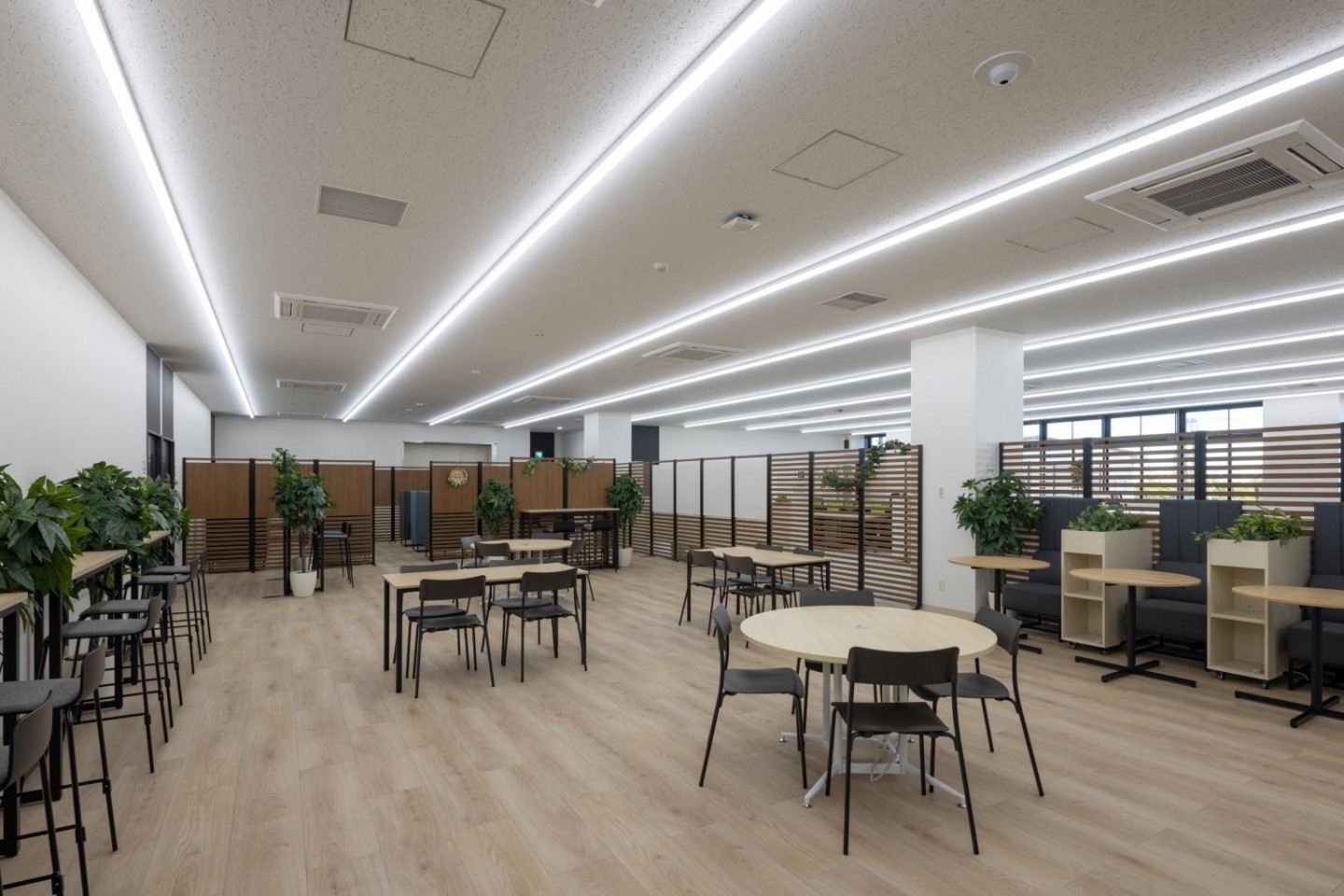 小林クリエイト株式会社 第10工場